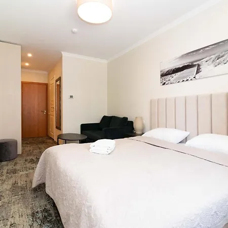 Alka, Apt. Sea, Park And Parking, By Cohost Apartament Połąga